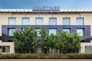 Courtyard By Marriott Kochi Airport