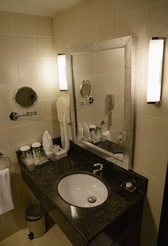 Best Western Premier Muscat