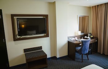 Best Western Premier Muscat