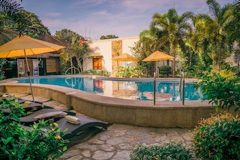 Acacia Tree Garden Hotel