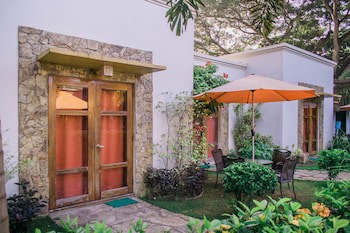 Acacia Tree Garden Hotel