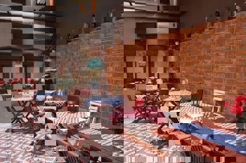 Tom Square Boutique Hotel