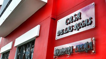 Casa De Las Rosas