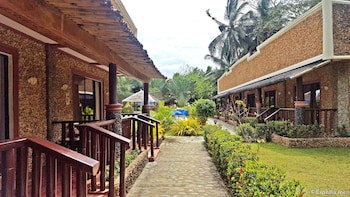 Cooper's Beach Resort