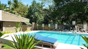 Cooper's Beach Resort