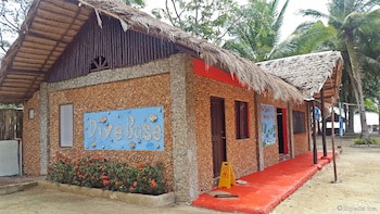 Cooper's Beach Resort