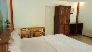 Cooper's Beach Resort