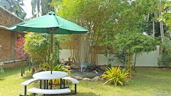 Cooper's Beach Resort