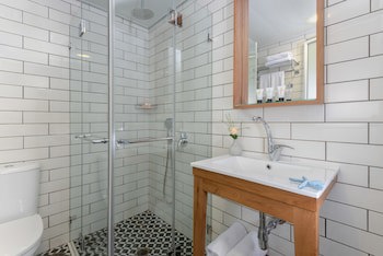 Embassy Hotel Tel Aviv