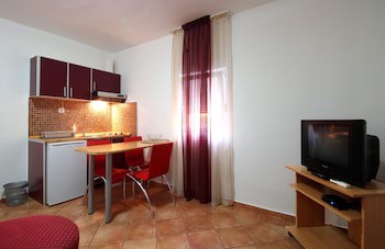 Apartments Djurasevic