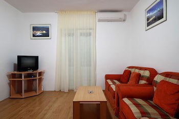 Apartments Djurasevic