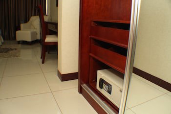 Royal Nick Hotel