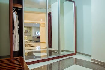 Royal Nick Hotel