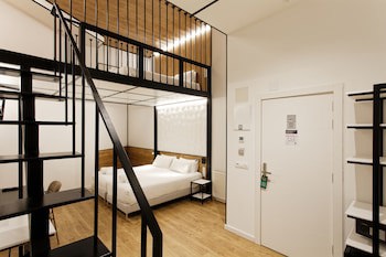 Green House Hotel