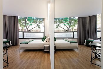 Green House Hotel