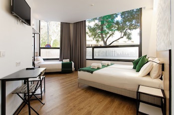 Green House Hotel