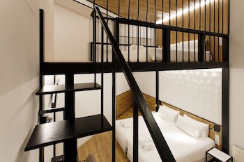 Green House Hotel