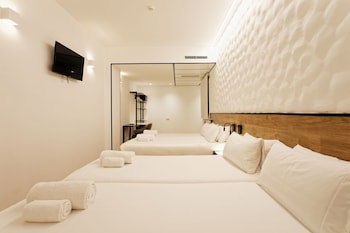 Green House Hotel