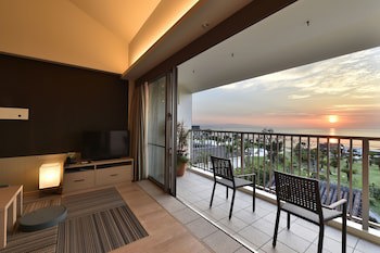 Fusaki Beach Resort Hotel & Villas