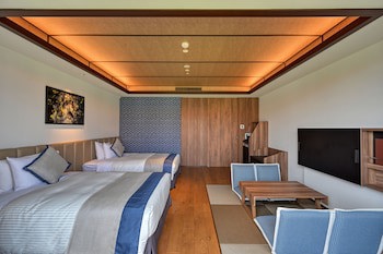 Fusaki Beach Resort Hotel & Villas