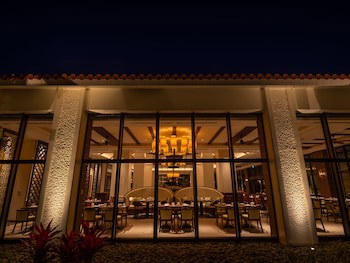 Fusaki Beach Resort Hotel & Villas