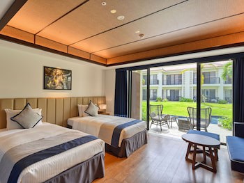 Fusaki Beach Resort Hotel & Villas