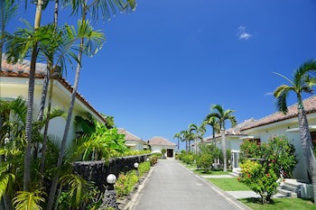 Fusaki Beach Resort Hotel & Villas