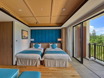 Fusaki Beach Resort Hotel & Villas