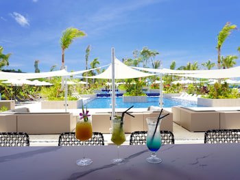 Fusaki Beach Resort Hotel & Villas