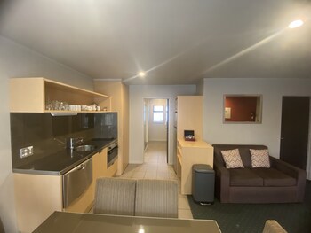 Bentleys Motor Inn