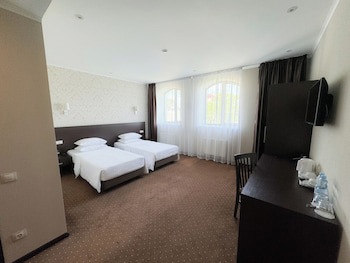 Aleksandrovskiy Hotel