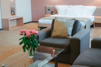 Aleksandrovskiy Hotel