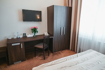 Aleksandrovskiy Hotel
