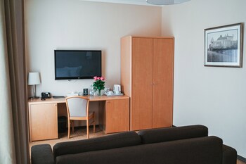 Aleksandrovskiy Hotel
