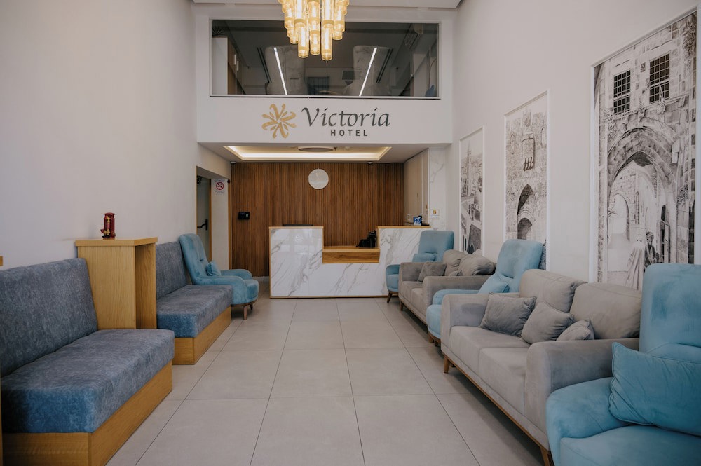 Victoria Hotel