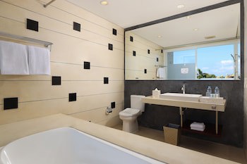 Amadea Resort & Villas