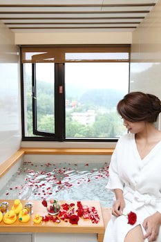 Sun Moon Lake Hotel