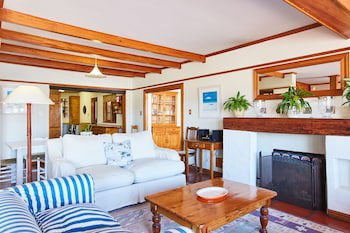 Under Milkwood Resort