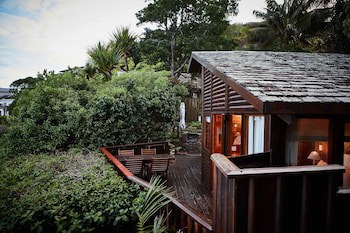 Under Milkwood Resort