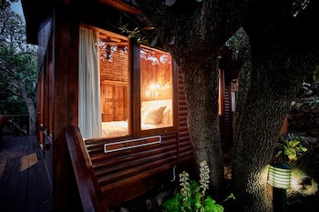 Under Milkwood Resort