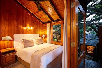 Under Milkwood Resort