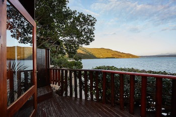 Under Milkwood Resort