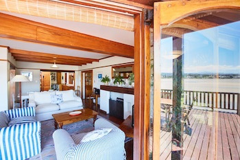 Under Milkwood Resort