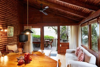 Under Milkwood Resort