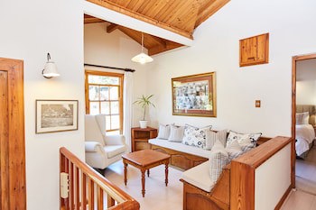 Under Milkwood Resort