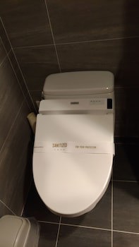 Emperor Hotel