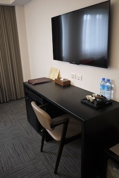 Emperor Hotel