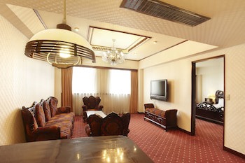 Emperor Hotel