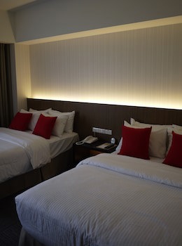 Emperor Hotel