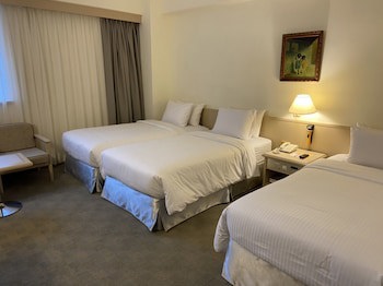 Emperor Hotel